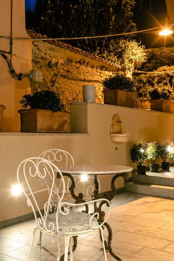 Bed and Breakfast De Gulia Charme And Relax Castellabate Exterior foto