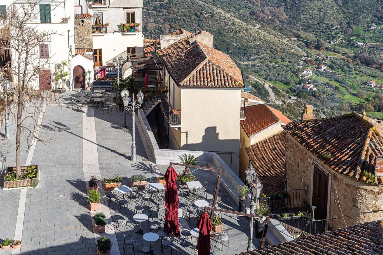 Bed and Breakfast De Gulia Charme And Relax Castellabate Exterior foto